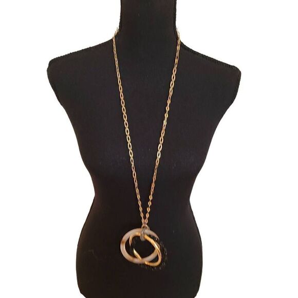 Fashion Jewelry Womens Tri Color Interlinked Circle Pendant Gold Chain Necklace - Picture 3 of 12